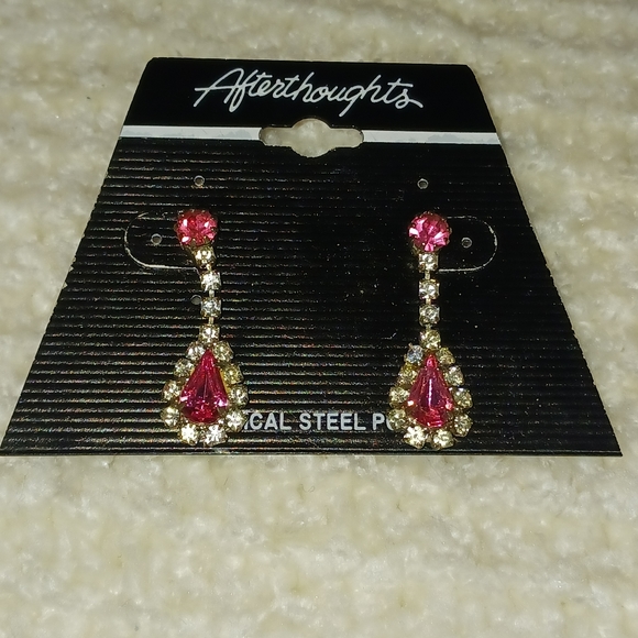 NWT! VINTAGE "AfterThoughts" Earrings - Picture 2 of 9